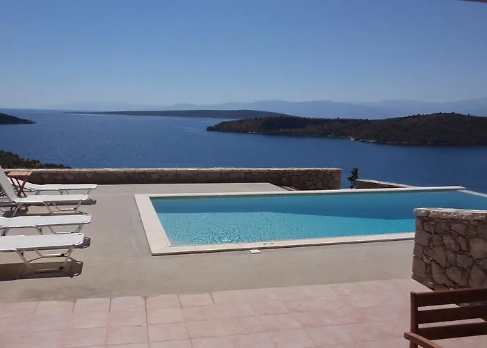 Lefka's Villa *
