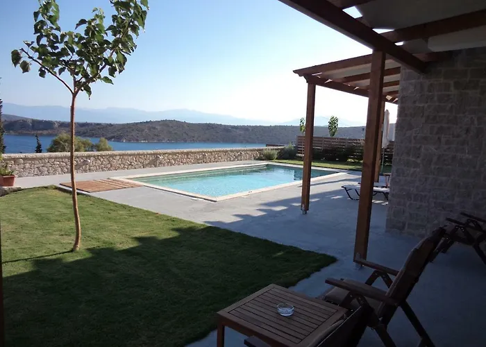 Villa Lefka's Vivári